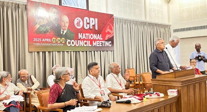 സിപിഐ ദേശീയ കൗണ്സില് യോഗത്തിന് തിരുവനന്തപുരത്ത് തുടക്കം സിപിഐ ദേശീയ കൗണ്സില് യോഗത്തിന് തിരുവനന്തപുരത്ത് തുടക്കം