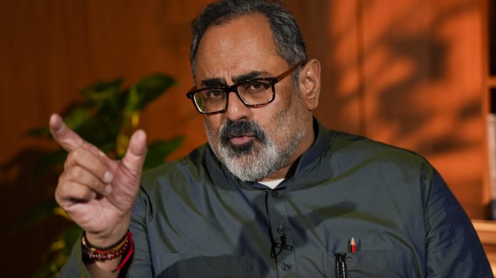 ദേവസ്വം ബോർഡുകൾക്ക് കീഴിലുളള കേരളത്തിലെ മുഴുവൻ ക്ഷേത്രങ്ങളുടേയും സ്വത്തുക്കൾ പരിശോധിച്ച് രേഖപ്പെടുത്തണമെന്ന് രാജീവ് ചന്ദ്രശേഖർ ദേവസ്വം ബോർഡുകൾക്ക് കീഴിലുളള കേരളത്തിലെ മുഴുവൻ ക്ഷേത്രങ്ങളുടേയും സ്വത്തുക്കൾ പരിശോധിച്ച് രേഖപ്പെടുത്തണമെന്ന് രാജീവ് ചന്ദ്രശേഖർ