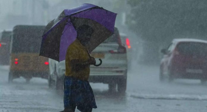 ശനിയാഴ്ച വരെ ഒറ്റപ്പെട്ടയിടങ്ങളില് ഇടിമിന്നലോടുകൂടിയ മഴയ്ക്ക് സാധ്യത ശനിയാഴ്ച വരെ ഒറ്റപ്പെട്ടയിടങ്ങളില് ഇടിമിന്നലോടുകൂടിയ മഴയ്ക്ക് സാധ്യത