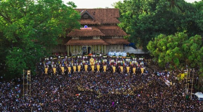 വിസ്മയക്കാഴ്ചകളുമായി തൃശ്ശൂർ പൂരത്തിന് ഇന്ന് കൊടിയേറും വിസ്മയക്കാഴ്ചകളുമായി തൃശ്ശൂർ പൂരത്തിന് ഇന്ന് കൊടിയേറും