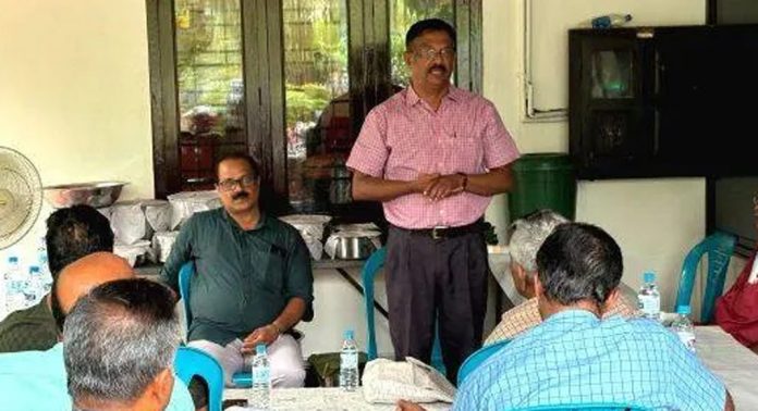 ആലാ എൻഎസ്എസ് കരയോഗത്തിന്റെ ആഭിമുഖ്യത്തിൽ ലഹരി ബോധവത്കരണ ക്ലാസും പ്രതിജ്ഞയും നടത്തി ആലാ എൻഎസ്എസ് കരയോഗത്തിന്റെ ആഭിമുഖ്യത്തിൽ ലഹരി ബോധവത്കരണ ക്ലാസും പ്രതിജ്ഞയും നടത്തി