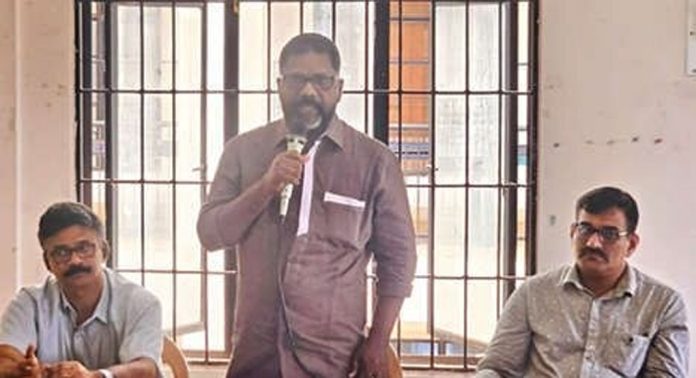 അടൂർ താലൂക്കിലെ പട്ടയനടപടികൾ അതിവേഗം പൂർത്തീകരിക്കാന് പട്ടയ അസംബ്ലി യോഗം തീരുമാനിച്ചു അടൂർ താലൂക്കിലെ പട്ടയനടപടികൾ അതിവേഗം പൂർത്തീകരിക്കാന് പട്ടയ അസംബ്ലി യോഗം തീരുമാനിച്ചു