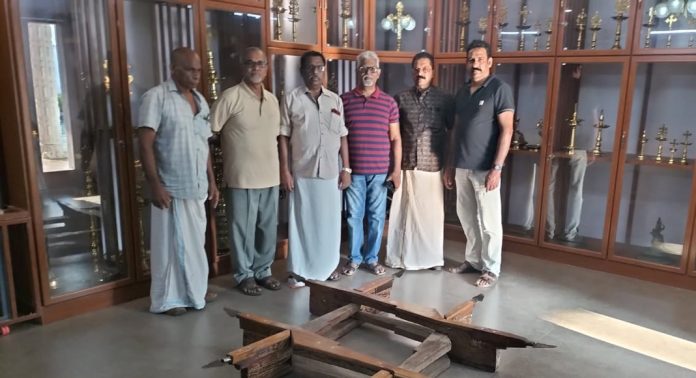 നൂറ്റാണ്ടുകളുടെ സ്മരണയിൽ ചെങ്ങന്നൂര് പഴയ സുറിയാനിപ്പള്ളിയില് പെസഹാ വ്യാഴാഴ്ച അവല് നേര്ച്ച നടക്കും നൂറ്റാണ്ടുകളുടെ സ്മരണയിൽ ചെങ്ങന്നൂര് പഴയ സുറിയാനിപ്പള്ളിയില് പെസഹാ വ്യാഴാഴ്ച അവല് നേര്ച്ച നടക്കും