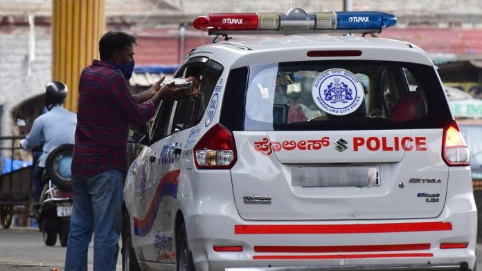 ബെംഗളൂരുവില് വീണ്ടും മതത്തിന്റെ പേരില് സദാചാര ആക്രമണം ബെംഗളൂരുവില് വീണ്ടും മതത്തിന്റെ പേരില് സദാചാര ആക്രമണം