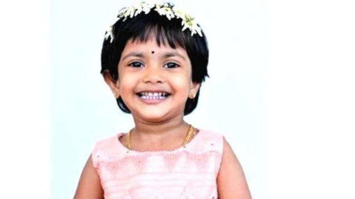 അങ്കണവാടി വിട്ട് വരുന്ന വഴി സ്കൂട്ടർ ഇടിച്ച് മൂന്ന് വയസുകാരിക്ക് ദാരുണാന്ത്യം അങ്കണവാടി വിട്ട് വരുന്ന വഴി സ്കൂട്ടർ ഇടിച്ച് മൂന്ന് വയസുകാരിക്ക് ദാരുണാന്ത്യം