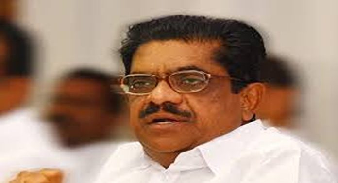 ഗാന്ധിസത്തെ തമസ്ക്കരിച്ച് ഗോഡ്സേയിസത്തെ വളർത്താൻ കേന്ദ്ര ഭരണകൂടം ശ്രമിക്കുന്നുവെന്ന് വി.എം.സുധീരൻ ഗാന്ധിസത്തെ തമസ്ക്കരിച്ച് ഗോഡ്സേയിസത്തെ വളർത്താൻ കേന്ദ്ര ഭരണകൂടം ശ്രമിക്കുന്നുവെന്ന് വി.എം.സുധീരൻ