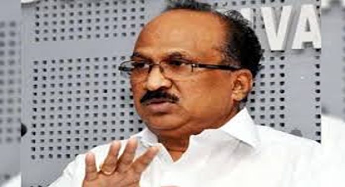 മുനമ്പം പ്രശ്നം ; കെ.വി തോമസ് ആര്ച്ച് ബിഷപ്പ് വര്ഗീസ് ചക്കാലയ്ക്കലുമായി കൂടിക്കാഴ്ച നടത്തി മുനമ്പം പ്രശ്നം ; കെ.വി തോമസ് ആര്ച്ച് ബിഷപ്പ് വര്ഗീസ് ചക്കാലയ്ക്കലുമായി കൂടിക്കാഴ്ച നടത്തി