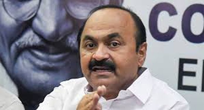 കുരുത്തോല പ്രദക്ഷിണത്തിന് അനുമതി നിഷേധിച്ചത് മതസ്വാതന്ത്ര്യത്തിലുള്ള കടന്നു കയറ്റമാണെന്ന് പ്രതിപക്ഷ നേതാവ് കുരുത്തോല പ്രദക്ഷിണത്തിന് അനുമതി നിഷേധിച്ചത് മതസ്വാതന്ത്ര്യത്തിലുള്ള കടന്നു കയറ്റമാണെന്ന് പ്രതിപക്ഷ നേതാവ്