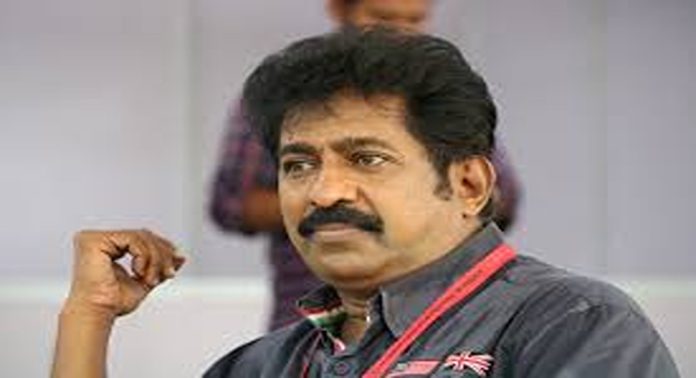 എമ്പുരാനെ ഇന്ന് എതിർക്കുന്നവർ ആദ്യം അനുകൂലിച്ചവരെന്ന് പ്രേംകുമാർ എമ്പുരാനെ ഇന്ന് എതിർക്കുന്നവർ ആദ്യം അനുകൂലിച്ചവരെന്ന് പ്രേംകുമാർ