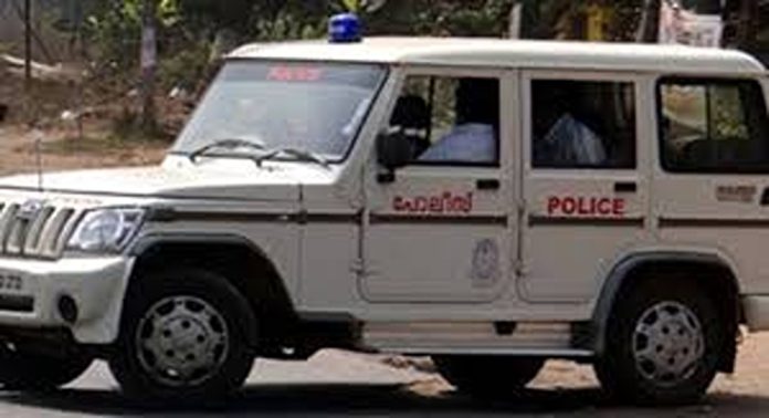 പഹൽഗാം ഭീകരാക്രമണവുമായി ബന്ധപ്പെട്ട് വിദ്വേഷ പോസ്റ്റ് : ബിജെപി പ്രവർത്തകയ്ക്കെതിരെ കേസ് പഹൽഗാം ഭീകരാക്രമണവുമായി ബന്ധപ്പെട്ട് വിദ്വേഷ പോസ്റ്റ് : ബിജെപി പ്രവർത്തകയ്ക്കെതിരെ കേസ്