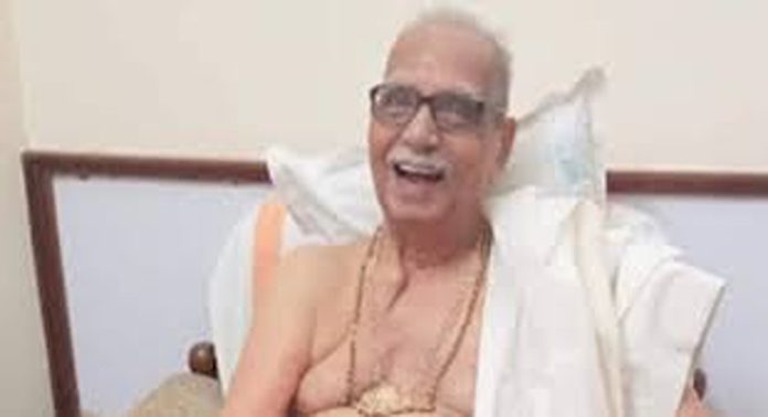 കോഴിക്കോട് സാമൂതിരി കെ സി ഉണ്ണിയനുജൻ രാജ ആശുപത്രിയിൽ ചികിത്സയിലിരിക്കെ മരിച്ചു കോഴിക്കോട് സാമൂതിരി കെ സി ഉണ്ണിയനുജൻ രാജ ആശുപത്രിയിൽ ചികിത്സയിലിരിക്കെ മരിച്ചു
