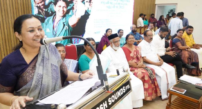 പത്തനംതിട്ട മാലിന്യമുക്തം ; മന്ത്രി വീണാ ജോര്ജ് ജില്ലാതല ശുചിത്വ പ്രഖ്യാപനം നടത്തി പത്തനംതിട്ട മാലിന്യമുക്തം ; മന്ത്രി വീണാ ജോര്ജ് ജില്ലാതല ശുചിത്വ പ്രഖ്യാപനം നടത്തി
