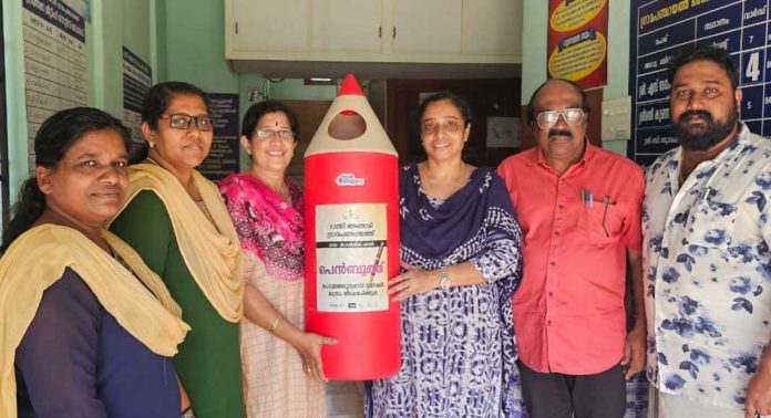 മാലിന്യനിര്മാര്ജനത്തില് വേറിട്ട പദ്ധതിയുമായി അങ്ങാടി ഗ്രാമപഞ്ചായത്ത് മാലിന്യനിര്മാര്ജനത്തില് വേറിട്ട പദ്ധതിയുമായി അങ്ങാടി ഗ്രാമപഞ്ചായത്ത്