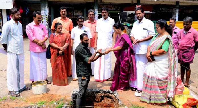 മല്ലപ്പള്ളി ബസ്സ്റ്റാൻ്റിൽ ടേക്ക് എ ബ്രേക്ക് ടോയ്ലറ്റിൻ്റെ നിർമ്മാണം ആരംഭിച്ചു മല്ലപ്പള്ളി ബസ്സ്റ്റാൻ്റിൽ ടേക്ക് എ ബ്രേക്ക് ടോയ്ലറ്റിൻ്റെ നിർമ്മാണം ആരംഭിച്ചു