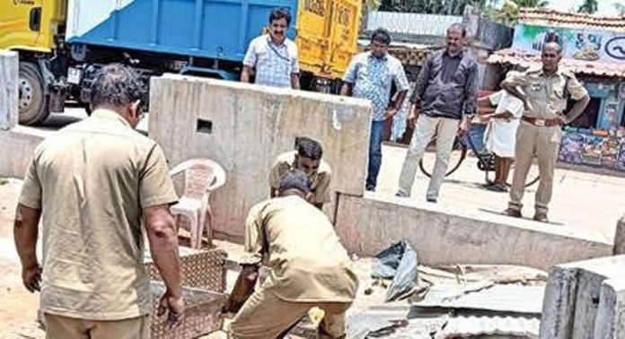 ലഹരിമുക്ത കായംകുളം പദ്ധതി ; 12 പാൻമസാലക്കടകൾ നീക്കംചെയ്തു ലഹരിമുക്ത കായംകുളം പദ്ധതി ; 12 പാൻമസാലക്കടകൾ നീക്കംചെയ്തു