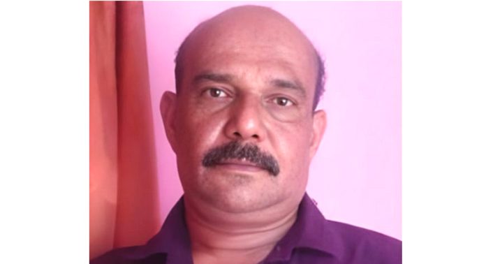 കോന്നിയില് ഓട്ടോ നിയന്ത്രണം വിട്ട് മറിഞ്ഞ് ഡ്രൈവർ മരിച്ചു കോന്നിയില് ഓട്ടോ നിയന്ത്രണം വിട്ട് മറിഞ്ഞ് ഡ്രൈവർ മരിച്ചു