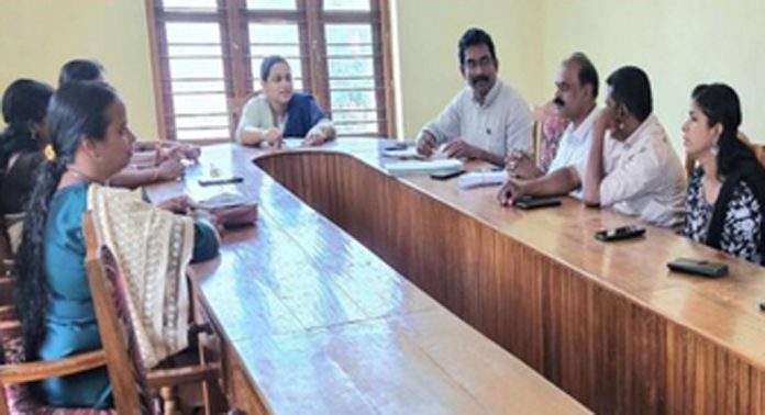 മഴക്കാലപൂർവ്വ ശുചീകരണം : കോന്നി അരുവാപ്പുലത്ത് ആലോചനാ യോഗം നടന്നു മഴക്കാലപൂർവ്വ ശുചീകരണം : കോന്നി അരുവാപ്പുലത്ത് ആലോചനാ യോഗം നടന്നു