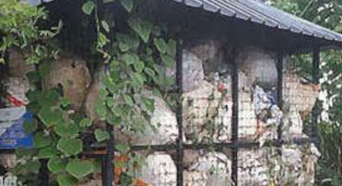 ആറാട്ടുപുഴ മിനി എംസിഎഫ് നിർമാണ ക്രമക്കേട് ; അഞ്ച് താത്കാലിക ജീവനക്കാരെ പിരിച്ചുവിട്ടു ആറാട്ടുപുഴ മിനി എംസിഎഫ് നിർമാണ ക്രമക്കേട് ; അഞ്ച് താത്കാലിക ജീവനക്കാരെ പിരിച്ചുവിട്ടു