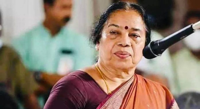 രാഹുൽ മാങ്കൂട്ടത്തിലിന്റേതിന് സമാനമായ കേസ് അല്ല മുകേഷിന്റെ കേസെന്ന് പി കെ ശ്രീമതി രാഹുൽ മാങ്കൂട്ടത്തിലിന്റേതിന് സമാനമായ കേസ് അല്ല മുകേഷിന്റെ കേസെന്ന് പി കെ ശ്രീമതി