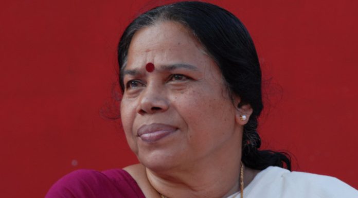 സെക്രട്ടറിയേറ്റിൽ പങ്കെടുക്കുന്നതിൽ പികെ ശ്രീമതിക്ക് പിണറായിയുടെ വിലക്ക് സെക്രട്ടറിയേറ്റിൽ പങ്കെടുക്കുന്നതിൽ പികെ ശ്രീമതിക്ക് പിണറായിയുടെ വിലക്ക്
