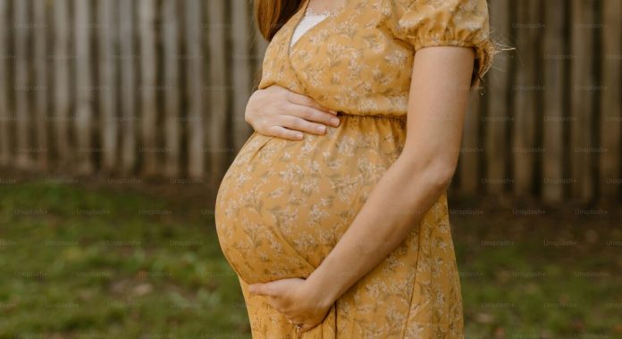 വീട്ടിലെ പ്രസവം ആശങ്കാജനകം: നിയമനിർമാണം വേണമെന്ന് ഐഎംഎ വീട്ടിലെ പ്രസവം ആശങ്കാജനകം: നിയമനിർമാണം വേണമെന്ന് ഐഎംഎ