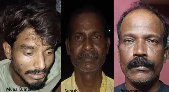 പത്തനംതിട്ട ജില്ലയില് വ്യാപക കഞ്ചാവ് റെയ്ഡ് : മൂന്നുപേര് പോലീസ് പിടിയില് പത്തനംതിട്ട ജില്ലയില് വ്യാപക കഞ്ചാവ് റെയ്ഡ് : മൂന്നുപേര് പോലീസ് പിടിയില്