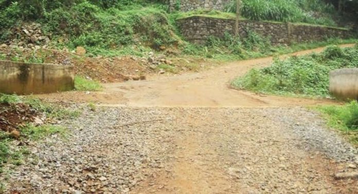 മലയാലപ്പുഴ പഞ്ചായത്തിലെ അഞ്ച് റോഡുകൾ ഉന്നതനിലവാരത്തിൽ നിർമിക്കുന്നു മലയാലപ്പുഴ പഞ്ചായത്തിലെ അഞ്ച് റോഡുകൾ ഉന്നതനിലവാരത്തിൽ നിർമിക്കുന്നു