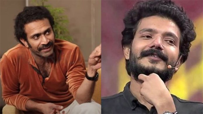 ഷൈനും ശ്രീനാഥ് ഭാസിയും ചോദ്യം ചെയ്യലിന് ഹാജരായി ; മോഡൽ സൗമ്യയും എക്സൈസ് ഓഫീസിൽ ഷൈനും ശ്രീനാഥ് ഭാസിയും ചോദ്യം ചെയ്യലിന് ഹാജരായി ; മോഡൽ സൗമ്യയും എക്സൈസ് ഓഫീസിൽ