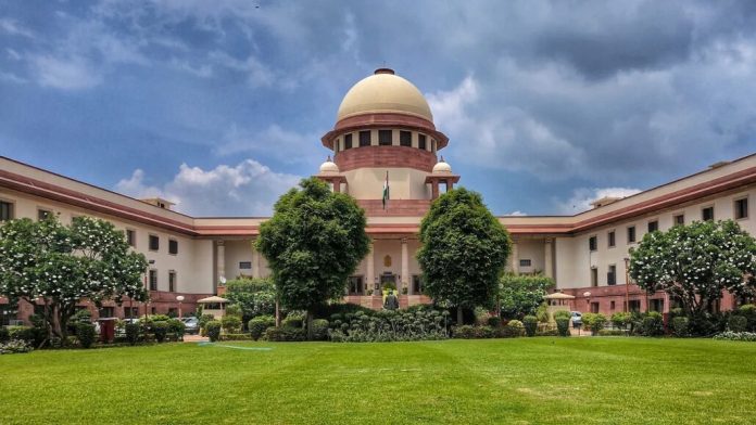 വഖഫ് നിയമഭേദഗതിക്കെതിരെ സുപ്രീംകോടതിയിൽ ഹർജി നൽകി മുസ്ലിംലീഗ് വഖഫ് നിയമഭേദഗതിക്കെതിരെ സുപ്രീംകോടതിയിൽ ഹർജി നൽകി മുസ്ലിംലീഗ്