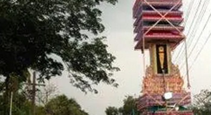 തോട്ടുവ ഭരണിക്കാവ് ദേവീക്ഷേത്രത്തിലെ മീനഭരണി മഹോത്സവത്തിന് കെട്ടുകാഴ്ചയോടെ സമാപനമായി തോട്ടുവ ഭരണിക്കാവ് ദേവീക്ഷേത്രത്തിലെ മീനഭരണി മഹോത്സവത്തിന് കെട്ടുകാഴ്ചയോടെ സമാപനമായി