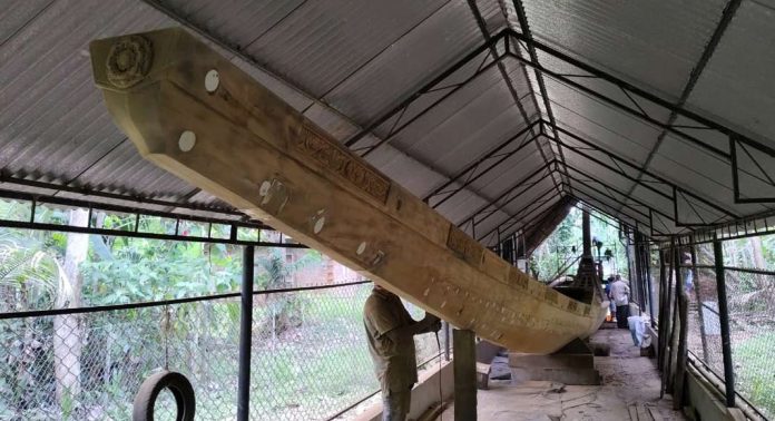 പുതുക്കിപ്പണിത ഉമയാറ്റുകര പുത്തൻ പള്ളിയോടം 13ന് നീരണിയും പുതുക്കിപ്പണിത ഉമയാറ്റുകര പുത്തൻ പള്ളിയോടം 13ന് നീരണിയും