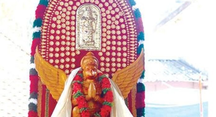 വള്ളിക്കോട് തൃക്കോവിൽ പദ്മനാഭസ്വാമിക്ഷേത്രത്തിൽ ഇന്ന് ഗരുഡവാഹന എഴുന്നള്ളത്ത് വള്ളിക്കോട് തൃക്കോവിൽ പദ്മനാഭസ്വാമിക്ഷേത്രത്തിൽ ഇന്ന് ഗരുഡവാഹന എഴുന്നള്ളത്ത്