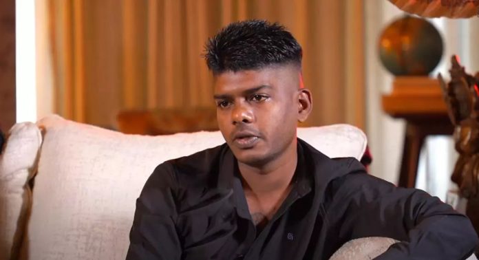 സിനിമ ചെയ്തതിന് ഇഡി റെയ്ഡ് നടത്തുന്ന കാലഘട്ടം ഇനി പ്രതീക്ഷ പുതിയ തലമുറയിൽ മാത്രം: വേടൻ സിനിമ ചെയ്തതിന് ഇഡി റെയ്ഡ് നടത്തുന്ന കാലഘട്ടം ഇനി പ്രതീക്ഷ പുതിയ തലമുറയിൽ മാത്രം: വേടൻ