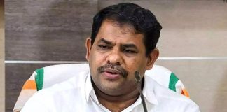 ഉന്നത വിദ്യാഭ്യാസ മേഖലയിൽ ഗവർണറുടെ കാവിവത്കരണ ശ്രമങ്ങളെ ചെറുക്കാൻ സംസ്ഥാന സർക്കാർ മുന്നിട്ടിറങ്ങണമെന്ന് റസാഖ് പാലേരി