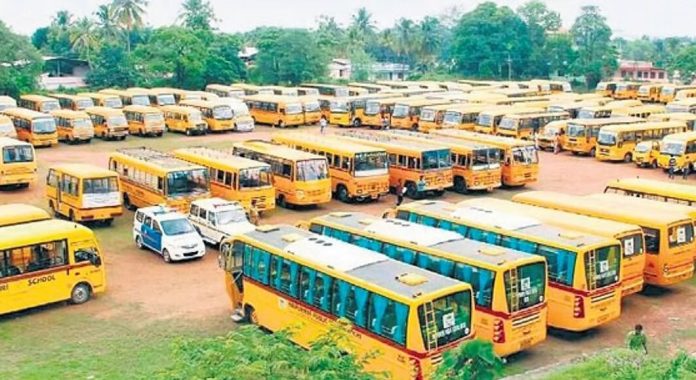 വേനലവധി കഴിയാൻ ദിവസങ്ങൾ മാത്രം ; സ്കൂൾ വാഹനങ്ങളുടെ ഫിറ്റ്നസ് പരിശോധന വൈകുന്നു വേനലവധി കഴിയാൻ ദിവസങ്ങൾ മാത്രം ; സ്കൂൾ വാഹനങ്ങളുടെ ഫിറ്റ്നസ് പരിശോധന വൈകുന്നു