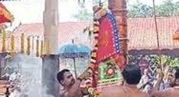 പെരുനാട് കക്കാട്ടുകോയിക്കൽ ധർമശാസ്താ ക്ഷേത്രത്തിൽ ഉത്രംപാട്ട് ഉത്സവം കൊടിയേറി പെരുനാട് കക്കാട്ടുകോയിക്കൽ ധർമശാസ്താ ക്ഷേത്രത്തിൽ ഉത്രംപാട്ട് ഉത്സവം കൊടിയേറി