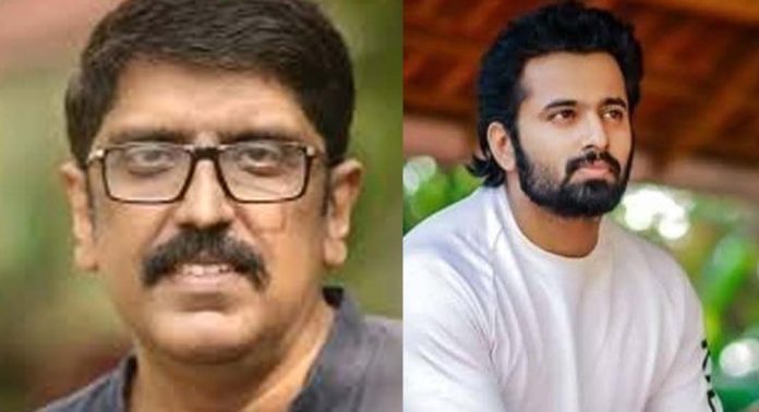 ഉണ്ണിമുകുന്ദനുമായി സംസാരിച്ചു , വിശദാംശങ്ങൾ പരിശോധിച്ച ശേഷം പ്രതികരിക്കാമെന്ന് ബി ഉണ്ണികൃഷ്ണൻ ഉണ്ണിമുകുന്ദനുമായി സംസാരിച്ചു , വിശദാംശങ്ങൾ പരിശോധിച്ച ശേഷം പ്രതികരിക്കാമെന്ന് ബി ഉണ്ണികൃഷ്ണൻ