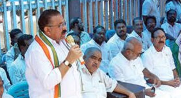 വിഴിഞ്ഞം തുറമുഖം ആരുടെ കുഞ്ഞാണെന്നതിൽ സിപിഎം തർക്കം ഉന്നയിക്കേണ്ടതില്ല ; എം.എം. ഹസൻ വിഴിഞ്ഞം തുറമുഖം ആരുടെ കുഞ്ഞാണെന്നതിൽ സിപിഎം തർക്കം ഉന്നയിക്കേണ്ടതില്ല ; എം.എം. ഹസൻ