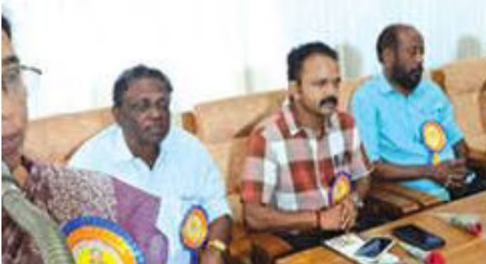 അഖിലകേരള വിശ്വകർമ മഹാസഭ അമ്പലപ്പുഴ താലൂക്ക് യൂണിയന്റെ നേതൃത്വത്തിൽ പ്രതിഭകളെ ആദരിക്കലും കലാമത്സരങ്ങളും സംഘടിപ്പിച്ചു അഖിലകേരള വിശ്വകർമ മഹാസഭ അമ്പലപ്പുഴ താലൂക്ക് യൂണിയന്റെ നേതൃത്വത്തിൽ പ്രതിഭകളെ ആദരിക്കലും കലാമത്സരങ്ങളും സംഘടിപ്പിച്ചു