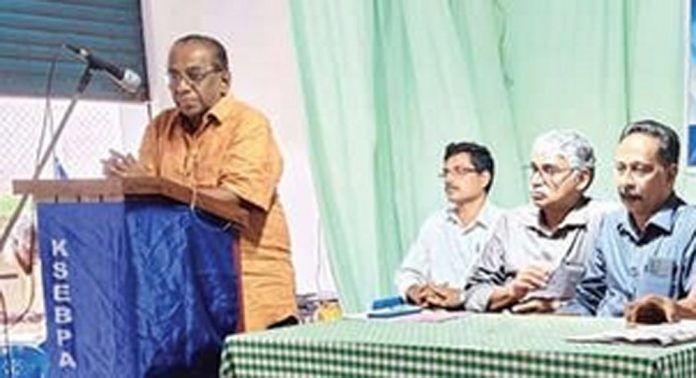 കെഎസ്ഇബി പെൻഷനേഴ്സ് അസോസിയേഷൻ അടൂർ ഡിവിഷൻ സമ്മേളനം ഉദ്ഘാടനം ചെയ്തു കെഎസ്ഇബി പെൻഷനേഴ്സ് അസോസിയേഷൻ അടൂർ ഡിവിഷൻ സമ്മേളനം ഉദ്ഘാടനം ചെയ്തു