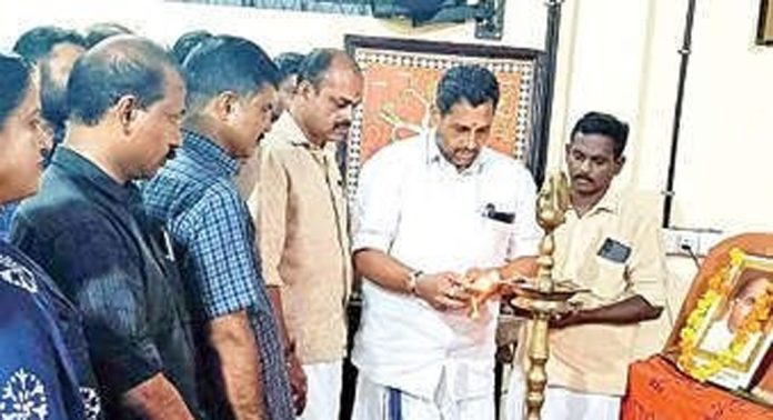 ബിജെപി താമരക്കുളം പഞ്ചായത്ത് കമ്മിറ്റിയുടെ വികസിത കേരളം ശില്പശാല ഉദ്ഘാടനം ചെയ്തു ബിജെപി താമരക്കുളം പഞ്ചായത്ത് കമ്മിറ്റിയുടെ വികസിത കേരളം ശില്പശാല ഉദ്ഘാടനം ചെയ്തു