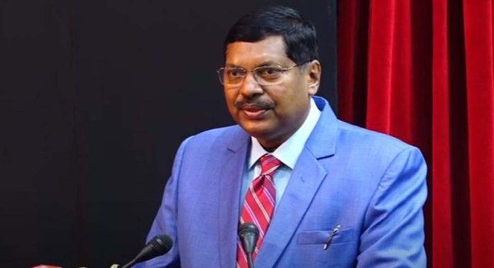 അൻപത്തി രണ്ടാമത് ചീഫ് ജസ്റ്റിസായി ജസ്റ്റിസ് ബി ആർ ഗവായ് ഇന്ന് ചുമതലയേൽക്കും അൻപത്തി രണ്ടാമത് ചീഫ് ജസ്റ്റിസായി ജസ്റ്റിസ് ബി ആർ ഗവായ് ഇന്ന് ചുമതലയേൽക്കും