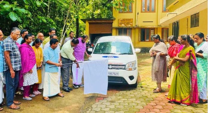 റാന്നിക്ക് ലഭിച്ച മൊബൈൽ വെറ്റിനറി പോളി ക്ലിനിക് പ്രമോദ് നാരായൺ എംഎൽഎ ഉദ്ഘാടനം ചെയ്തു റാന്നിക്ക് ലഭിച്ച മൊബൈൽ വെറ്റിനറി പോളി ക്ലിനിക് പ്രമോദ് നാരായൺ എംഎൽഎ ഉദ്ഘാടനം ചെയ്തു