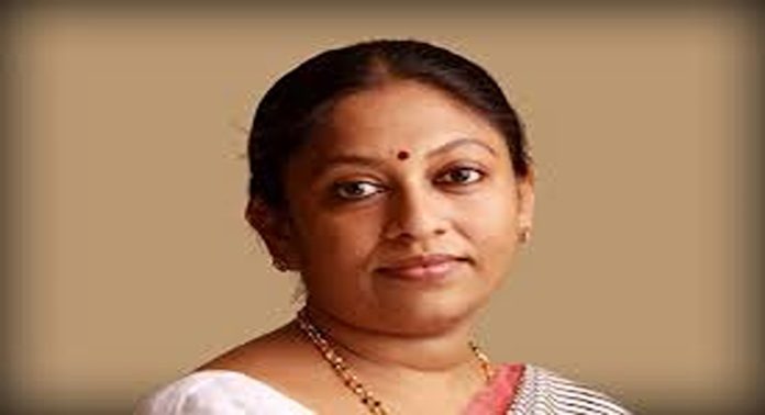 മികച്ച എതിരാളിയെ ചോദിച്ചു വാങ്ങിയ കോൺഗ്രസിനു പ്രത്യേകം അഭിനന്ദനമെന്ന് സാഹിത്യകാരി കെ.ആർ മീര മികച്ച എതിരാളിയെ ചോദിച്ചു വാങ്ങിയ കോൺഗ്രസിനു പ്രത്യേകം അഭിനന്ദനമെന്ന് സാഹിത്യകാരി കെ.ആർ മീര