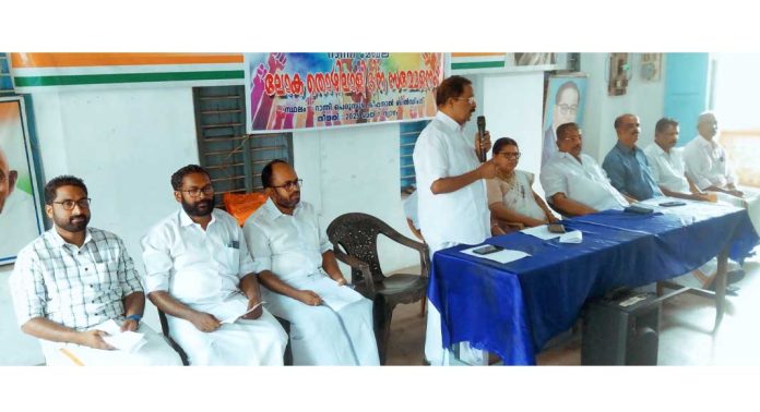 തൊഴിലും തൊഴിലിടങ്ങളും സംരക്ഷിക്കുകയെന്ന ചരിത്രപരമായ ദൗത്യം നിറവേറ്റാന് എല്ലാവർക്കും കഴിയണമെന്ന് പി. മോഹൻരാജ് തൊഴിലും തൊഴിലിടങ്ങളും സംരക്ഷിക്കുകയെന്ന ചരിത്രപരമായ ദൗത്യം നിറവേറ്റാന് എല്ലാവർക്കും കഴിയണമെന്ന് പി. മോഹൻരാജ്