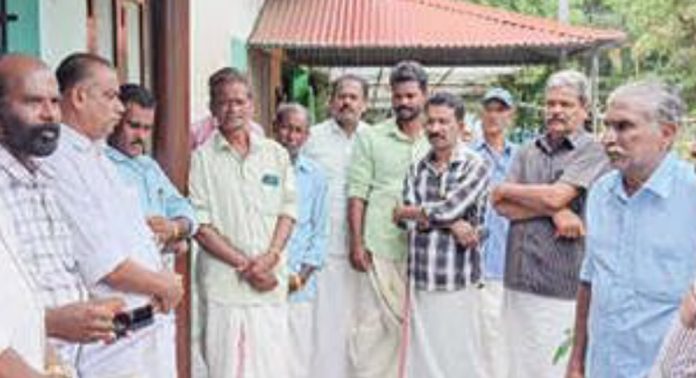 പള്ളിപ്പാട്ടെ വിളനാശം ; കർഷകസംഗമം നടത്തി പള്ളിപ്പാട്ടെ വിളനാശം ; കർഷകസംഗമം നടത്തി