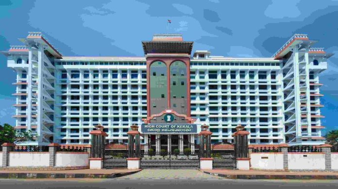 100 കോടി നിക്ഷേപത്തട്ടിപ്പ് ; സിന്ധു വി നായർക്ക് ജാമ്യം അനുവദിച്ച് ഹൈക്കോടതി 100 കോടി നിക്ഷേപത്തട്ടിപ്പ് ; സിന്ധു വി നായർക്ക് ജാമ്യം അനുവദിച്ച് ഹൈക്കോടതി