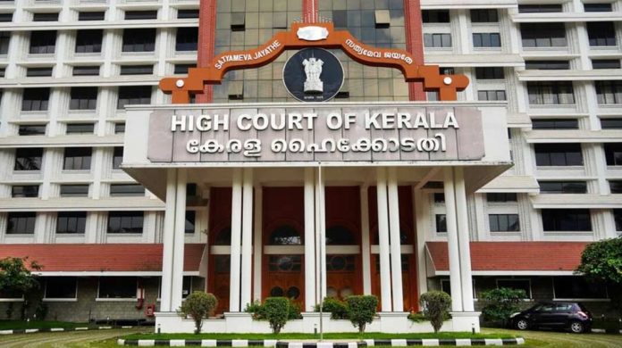 കെടിയു-ഡിജിറ്റൽ സർവകലാശാലയിലെ താല്ക്കാലിക വിസി നിയമനത്തിൽ ചാന്സലര്ക്ക് തിരിച്ചടി കെടിയു-ഡിജിറ്റൽ സർവകലാശാലയിലെ താല്ക്കാലിക വിസി നിയമനത്തിൽ ചാന്സലര്ക്ക് തിരിച്ചടി