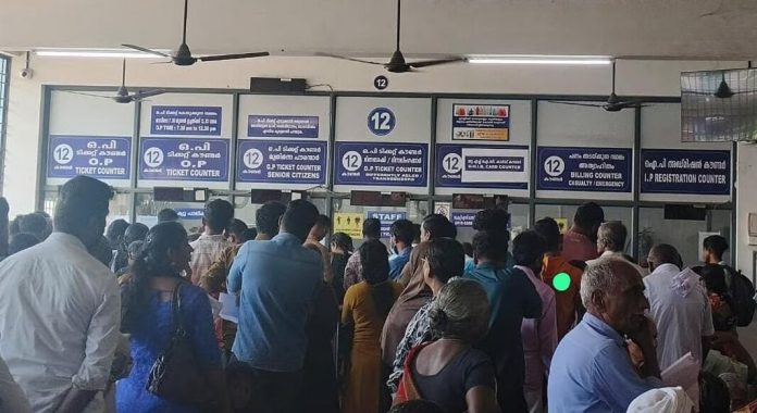 കാലവർഷക്കെടുതിക്കൊപ്പം സംസ്ഥാനത്ത് പകർച്ചവ്യാധി ഭീഷണിയും കാലവർഷക്കെടുതിക്കൊപ്പം സംസ്ഥാനത്ത് പകർച്ചവ്യാധി ഭീഷണിയും