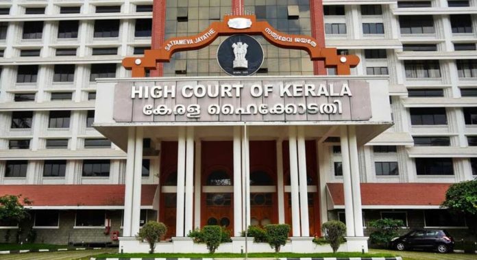 സിസ തോമസിന്റെ ഹര്ജിയില് സര്ക്കാരിന് തിരിച്ചടി ; പെന്ഷന് ഉള്പ്പെടെ രണ്ടാഴ്ചയ്ക്കകം എല്ലാ വിരമിക്കല് ആനുകൂല്യവും നല്കണം സിസ തോമസിന്റെ ഹര്ജിയില് സര്ക്കാരിന് തിരിച്ചടി ; പെന്ഷന് ഉള്പ്പെടെ രണ്ടാഴ്ചയ്ക്കകം എല്ലാ വിരമിക്കല് ആനുകൂല്യവും നല്കണം